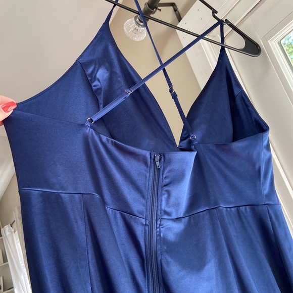 Windsor 3XL Prom Dress - Picture 4 of 4